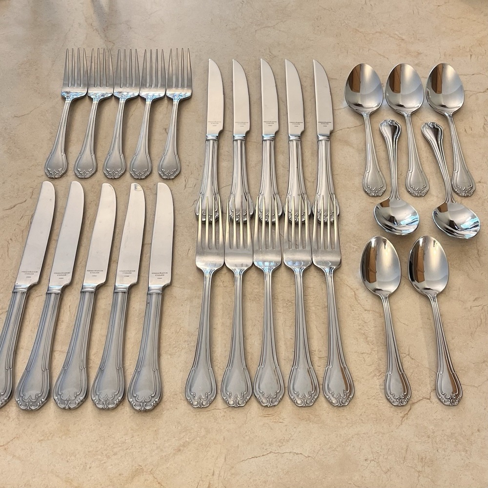 Reed & Barton Stainless 27 Pc Lady Hamilton Flatware 5 Place Setting Discontinue